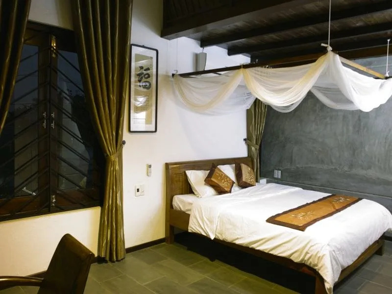 Calligraphy Homestay