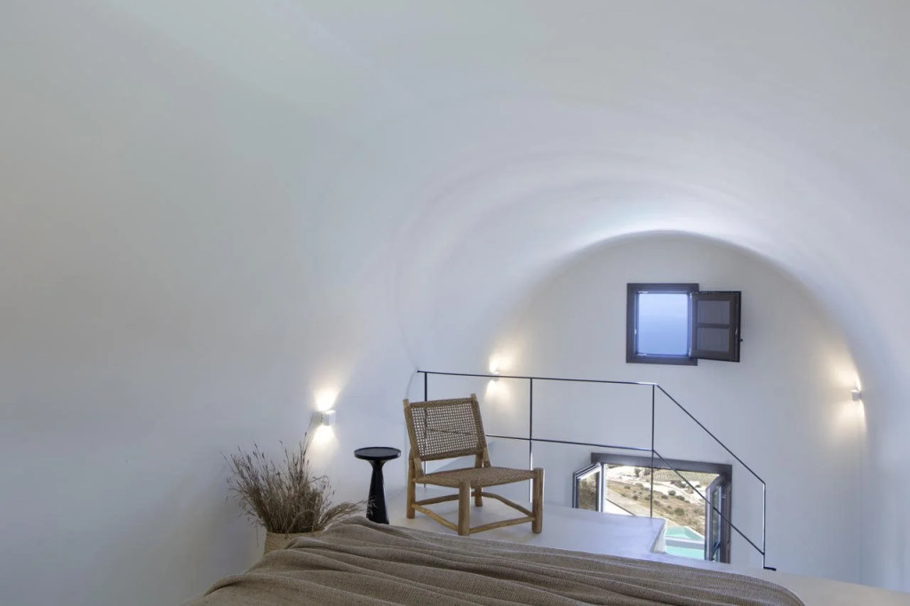 Elessa Hotel
