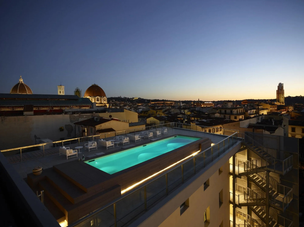 Hotel Glance In Florence
