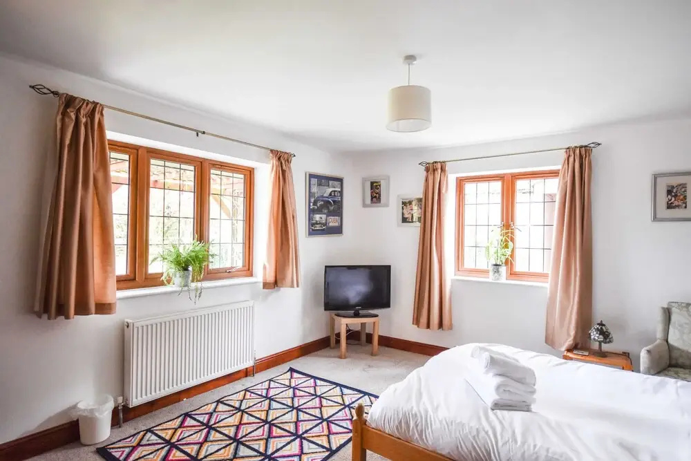 Rural Family Home, 5 Minutes From Clifton Village