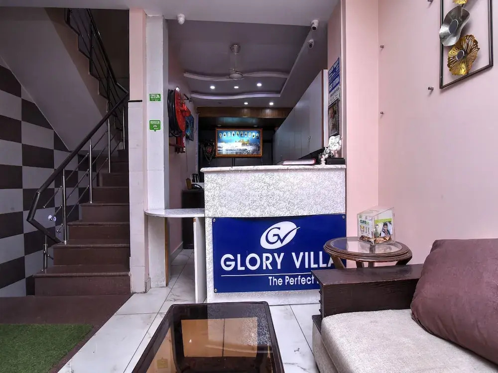 OYO 23188 Glory Villa