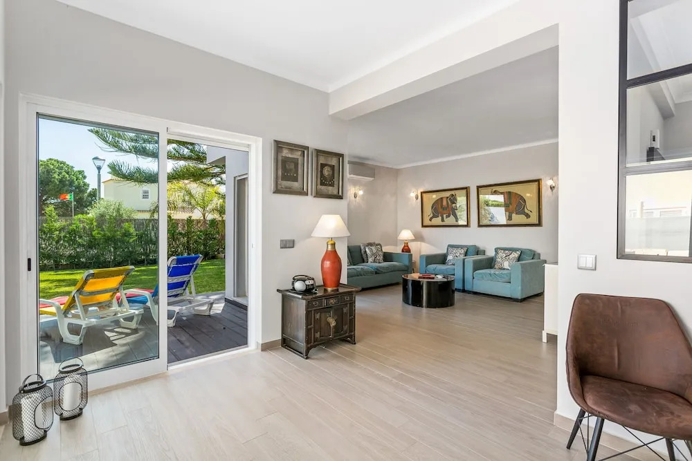 Casa Del Mar Vilamoura - Newly Renovated 3 Bedroom Villa With Pool, A/c and Wifi