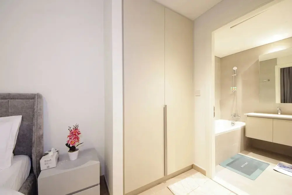 Breeze Residence-Brand New Furnished 2BR