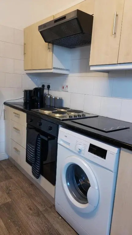 Hilltop Place Suites Flat Above 250