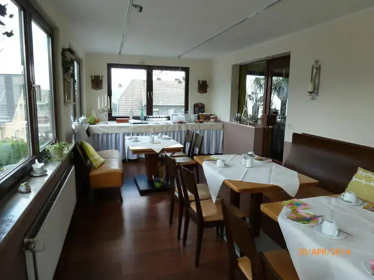Hotel garni Zum Adenauer Forst