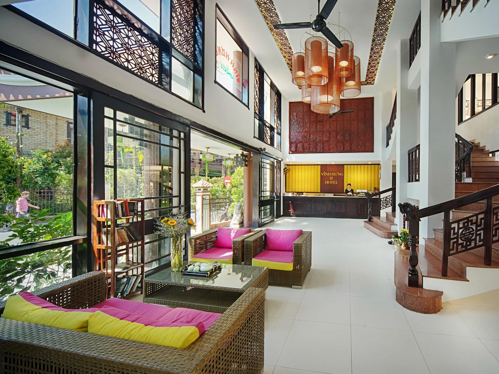 Vinh Hung 2 City Hotel