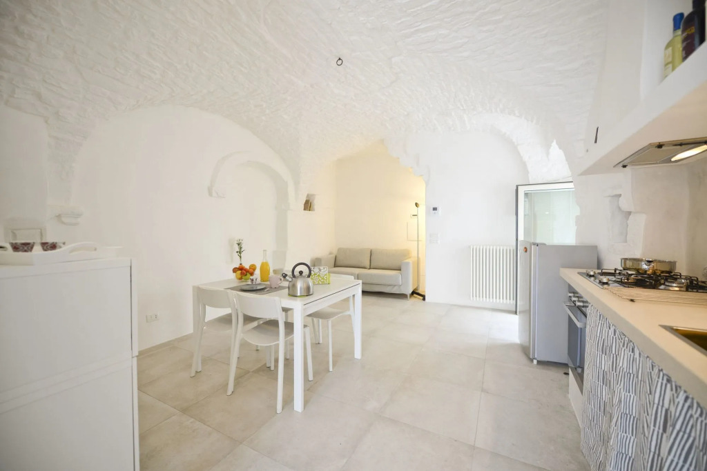 Casetta Arco Con Balcone