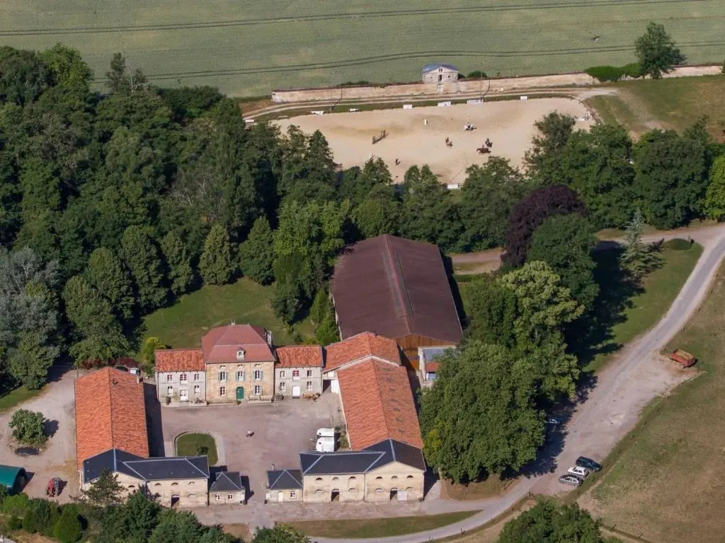 Gite L'Isle-en-Rigault, 4 pièces, 6 personnes - FR-1-585-9