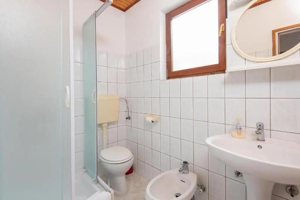 Apartments Sugor-70m from sea