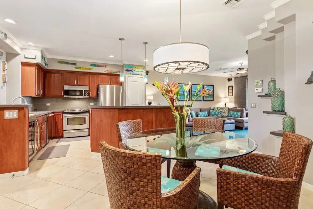 Ground Floor - Gorgeous View of Mauna Kea - Concierge - Nearby Beach - Vrkcv