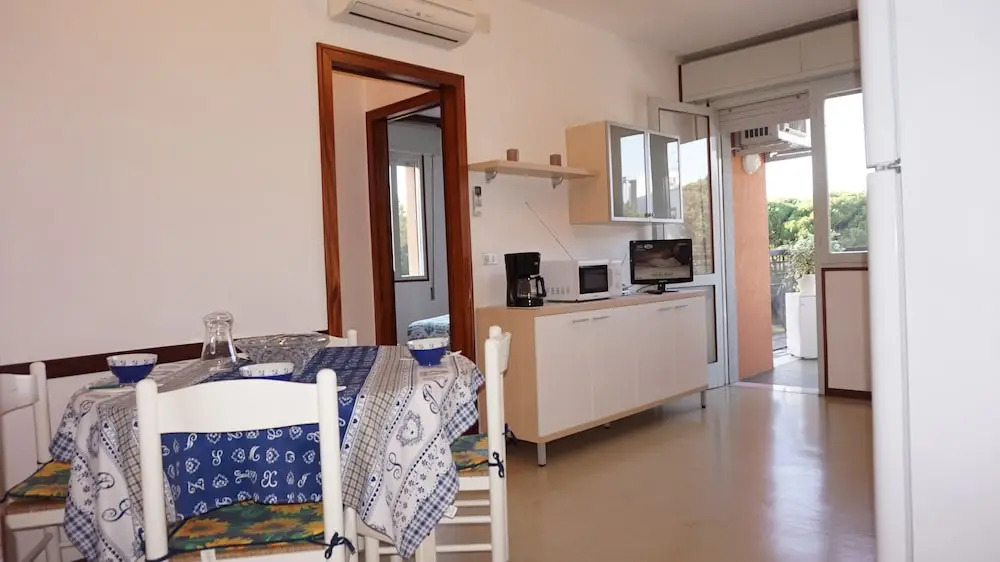 Flat in a Building With a Beautiful Pool - Beahost