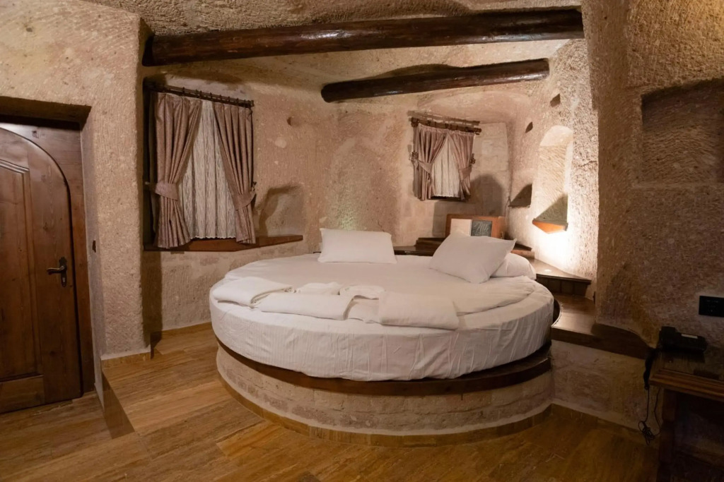 Kemerhan Cave Suites