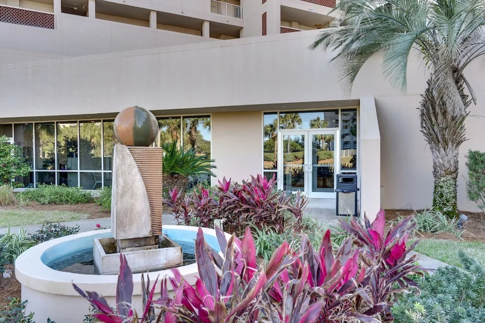 Beach Manor at Tops'l 603 by Destin Getaways