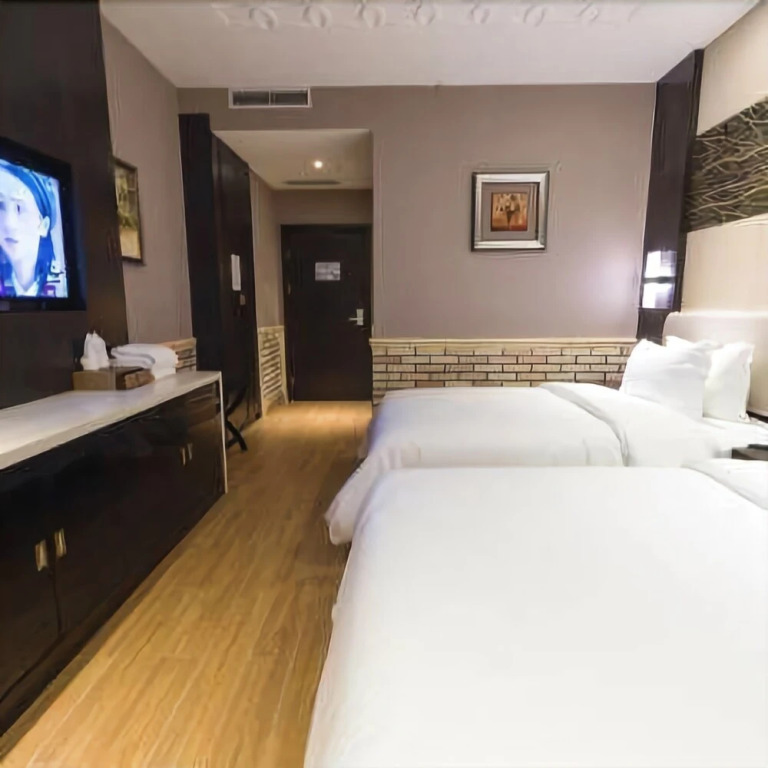 lingcai chunyi Hotel (Chengdu Jiuyanqiao)