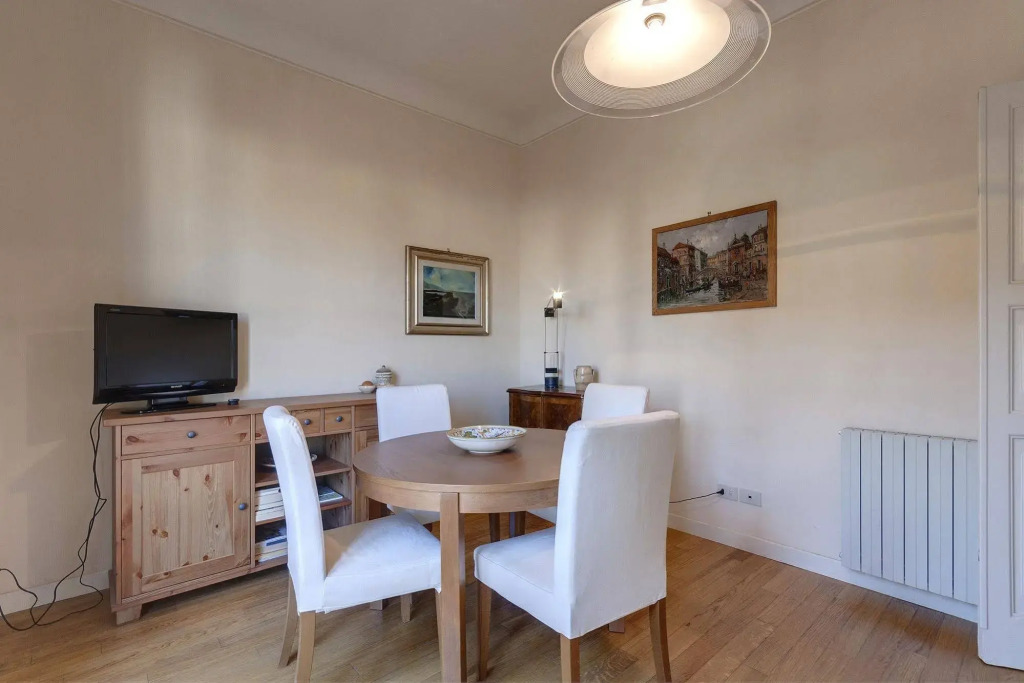 Florence Apartments Home Feeling
