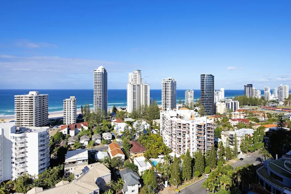 Gold Tower Private 16th Level Suite with Ocean Views