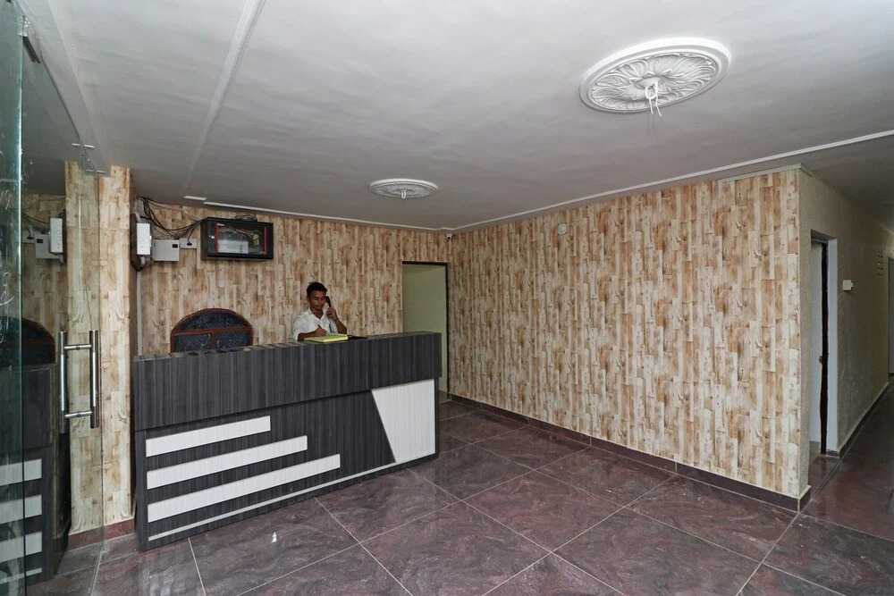 Sandhya Guest House by OYO Rooms