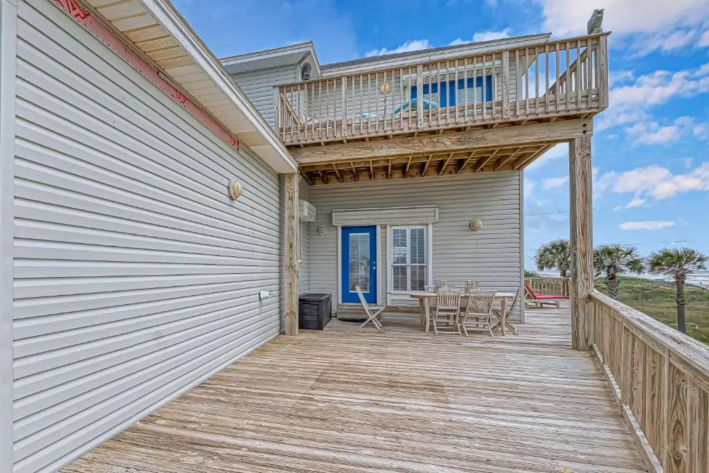 Vitamin Sea in Pirates Beach, 50 Steps to the Beach, Wraparound Deck