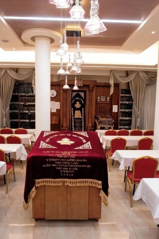 Aristocrat Hotel