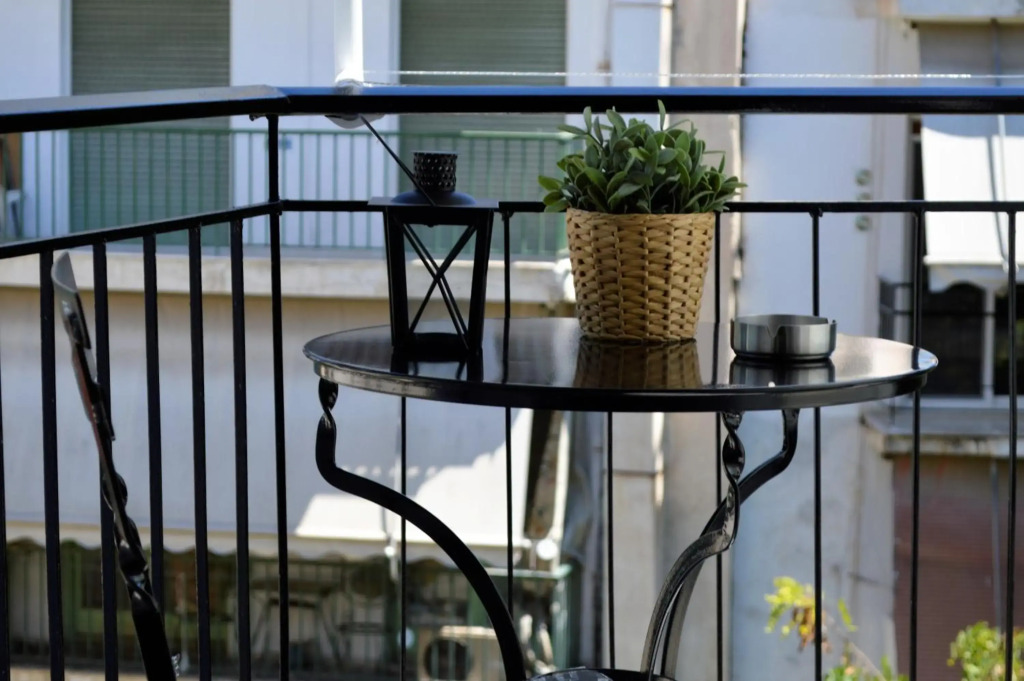 Athens Nest