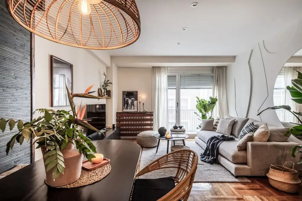 Logo - 2 Bedrooms in Salamanca