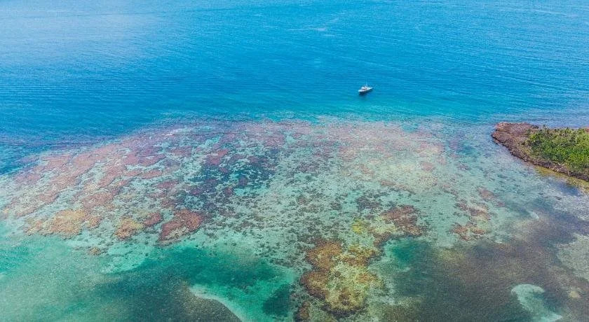 Tranquilseas Eco-Lodge And Diving Center