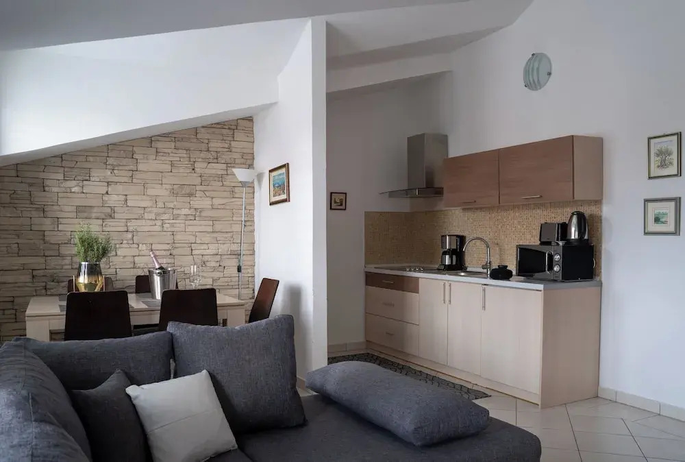 Apartments Valbruna