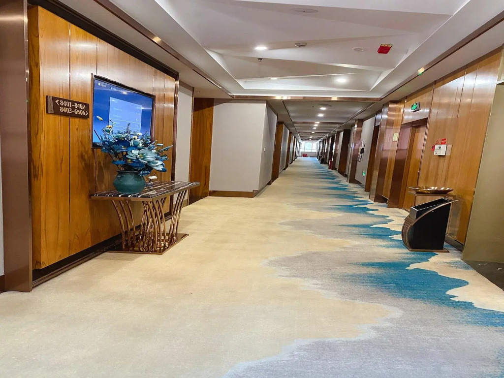 Starway Hotel Urumqi Exhibition Center