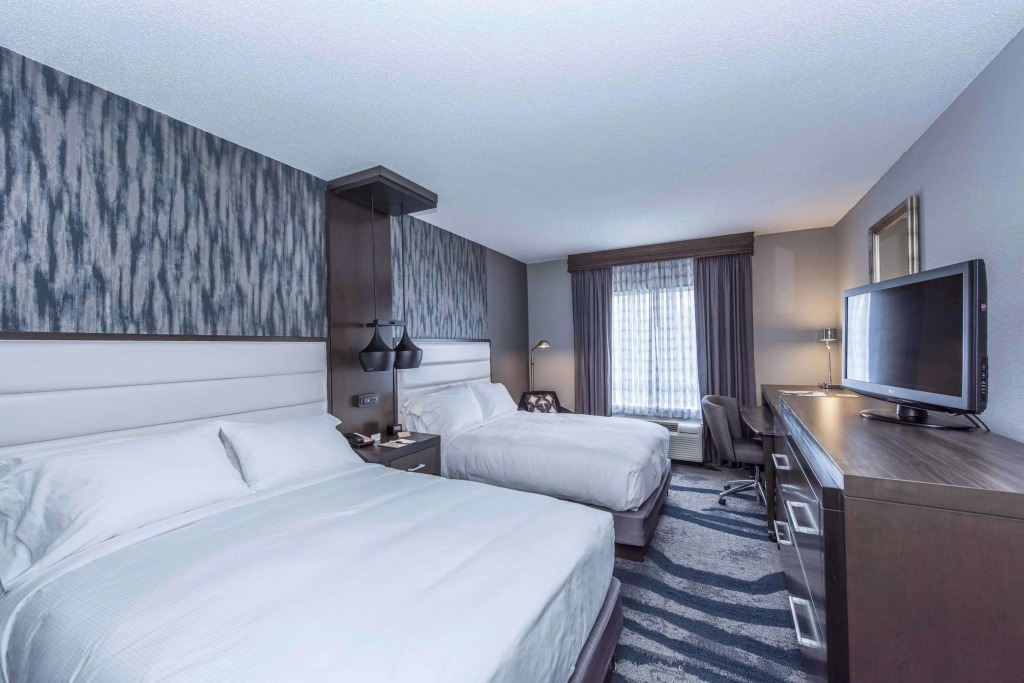 DoubleTree by Hilton North Charleston - Convention Center