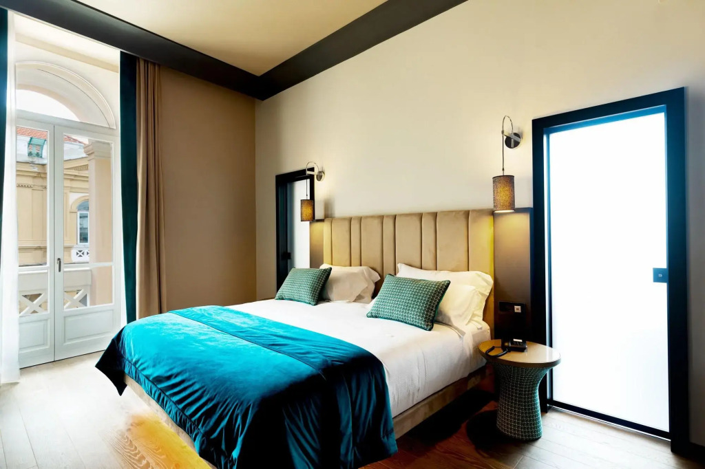 Amadomus Luxury Suites