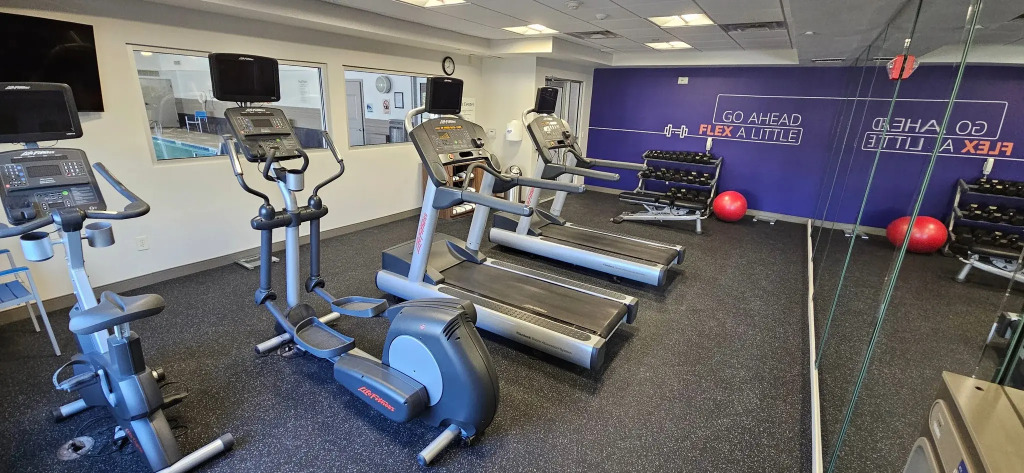 Holiday Inn Express Hotel & Suites Ann Arbor West by IHG