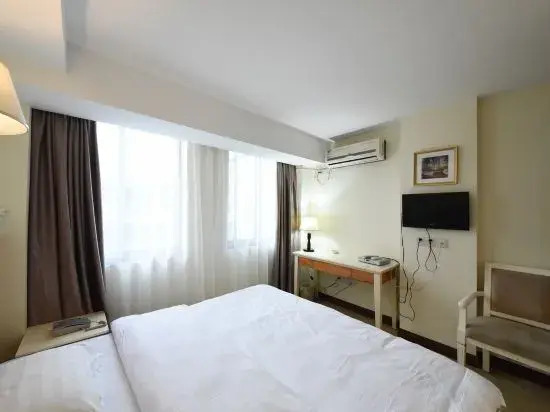Yayu Time Hotel (Changshou South High Speed Railway Station)