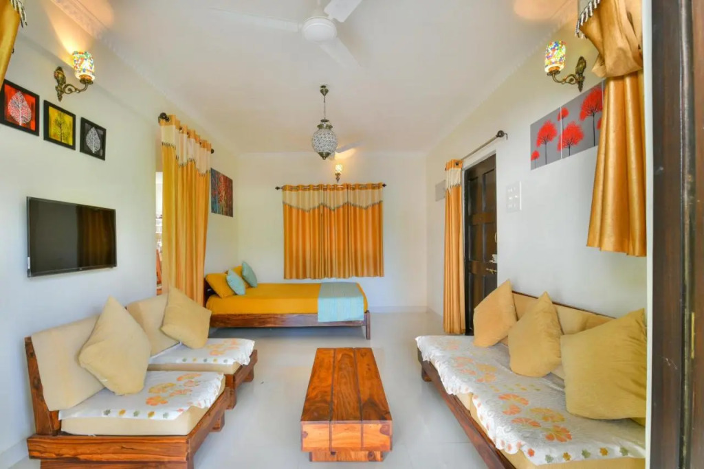 Monarch suites