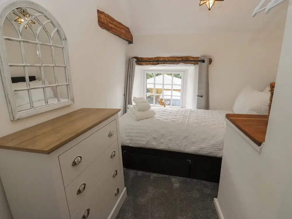 Lydgate Cottage