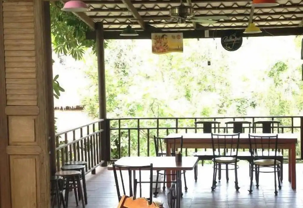 Baan Busaba Hotel