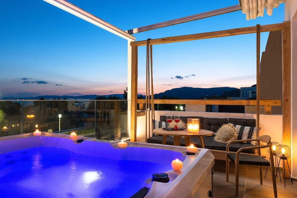 Pefkos Allure luxury Suites