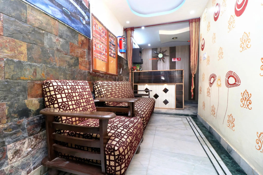 OYO 19961 Hotel New Diamond