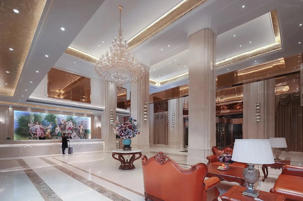 Vienna International Hotel (New Economic Development Zone store of Nanchang West Railway Station)