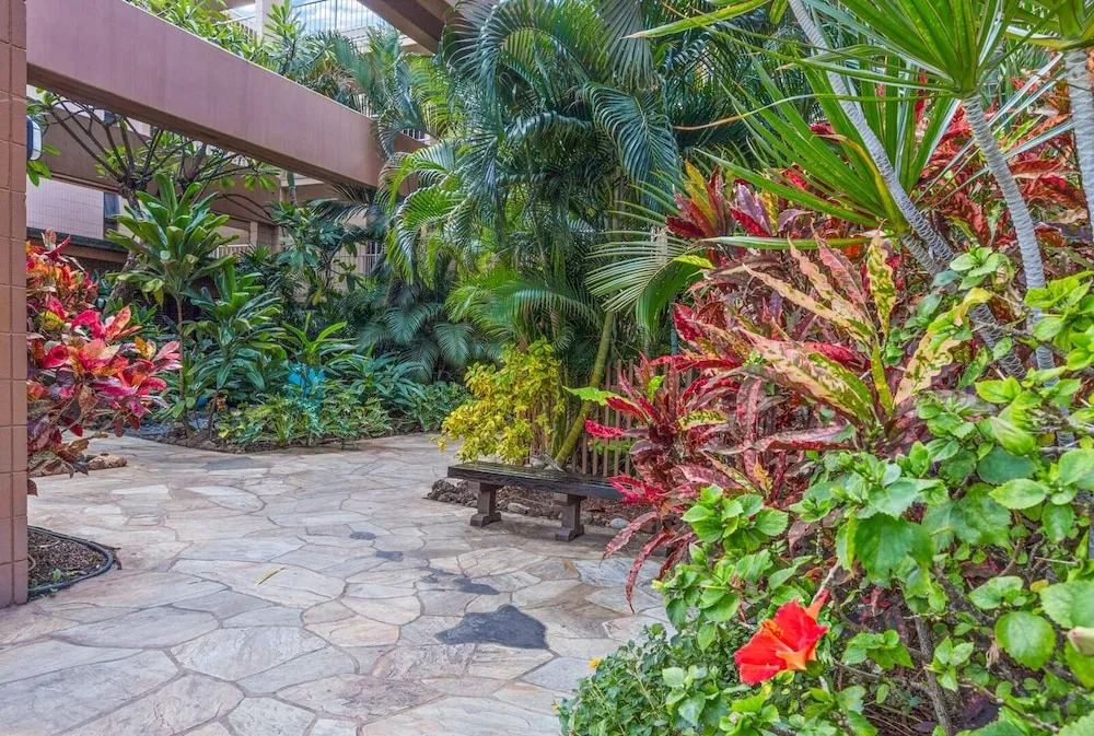 Kaleialoha 209 1 Bedroom Condo by RedAwning
