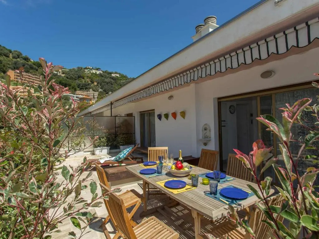 Appartement Menton, 3 pièces, 6 personnes - FR-1-196-165
