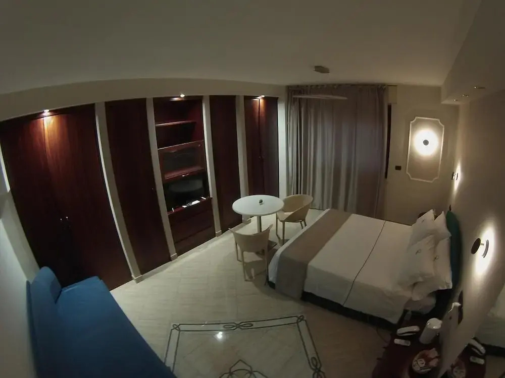 Sonevi Rooms Napoli
