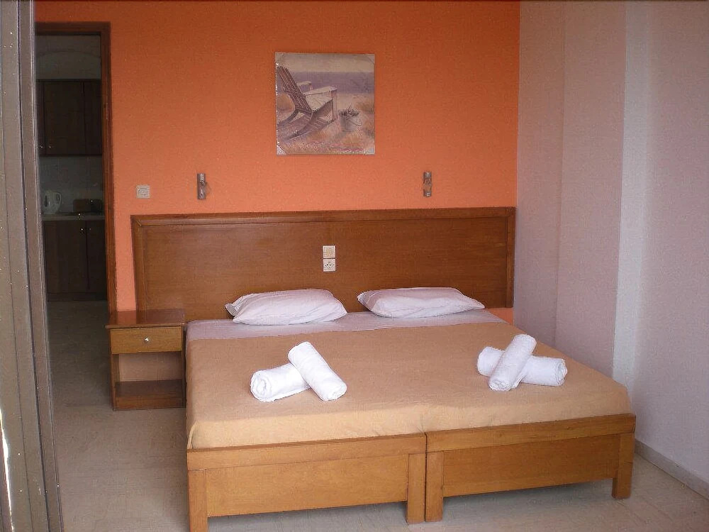 Lofos Apartments