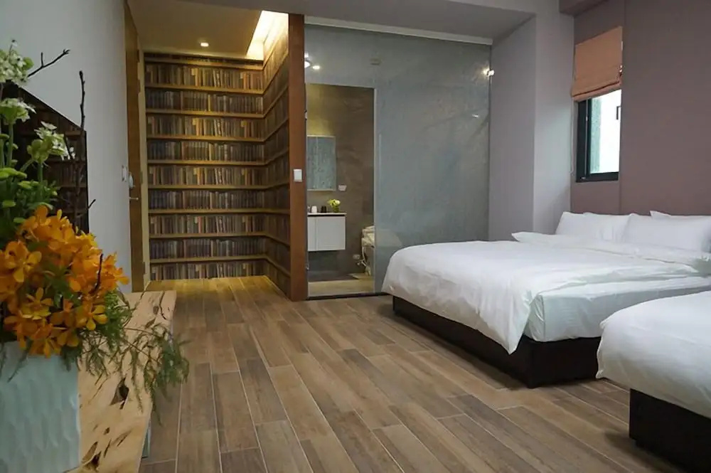 Chance Villa