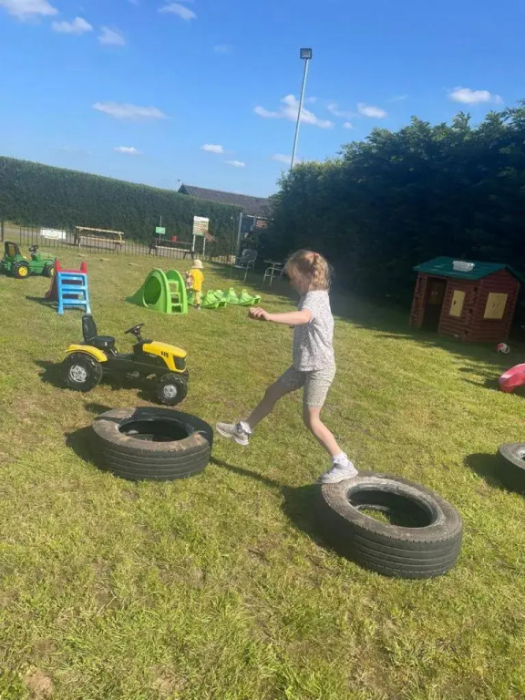 FAIRVIEW FARM Holiday Accommodation has 13 LODGES and CABINS in Ravenshead, Nottingham near Sherwood Forest and our farm has 88 acres of lovely walks and views with pet animals