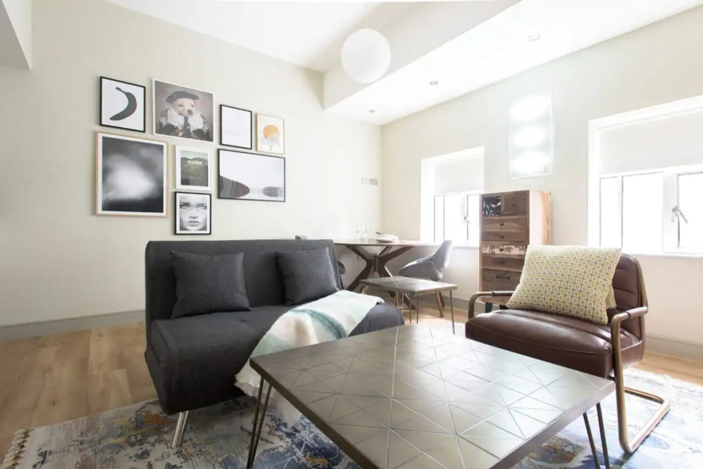 The Soho Loft - Elegant & Modern 1bdr in Soho