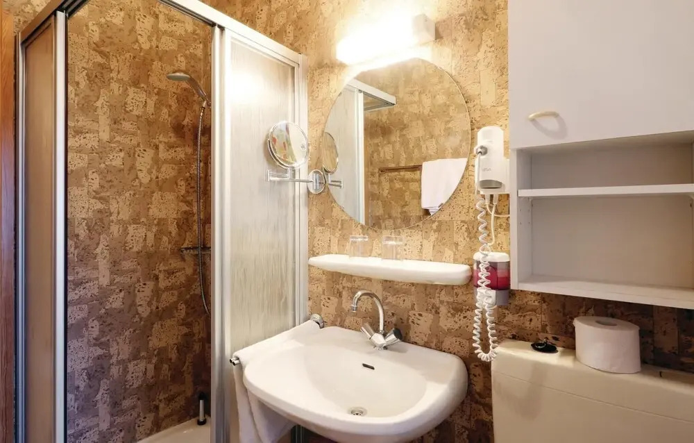 Awesome Apartment in Thalfang With 2 Bedrooms and Wifi
