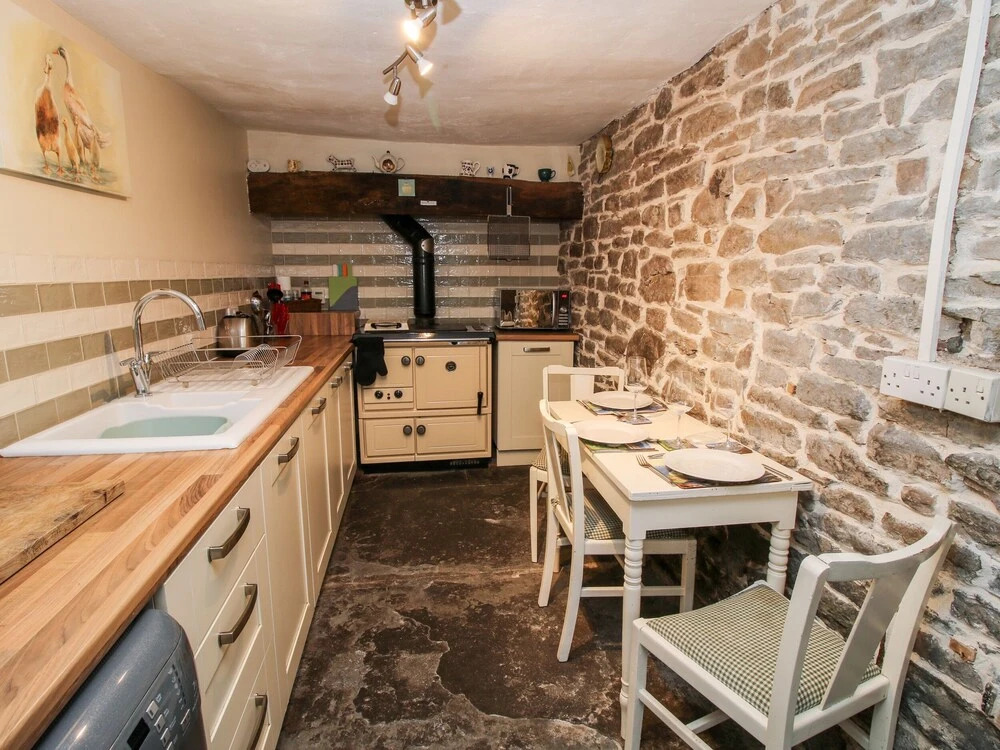Castle Cottage