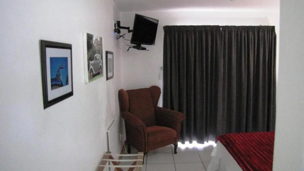 Bel Air Guest House