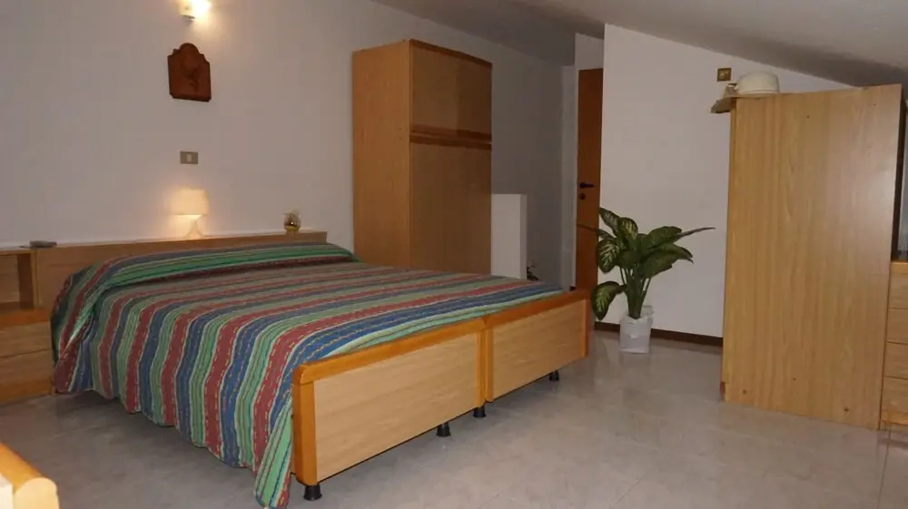 Spectacular Terraced Villa Near the sea With Private Garden, on Three Floors