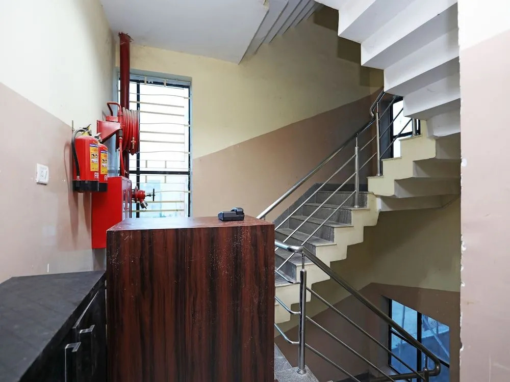 OYO 22510 Ma Classic Inn